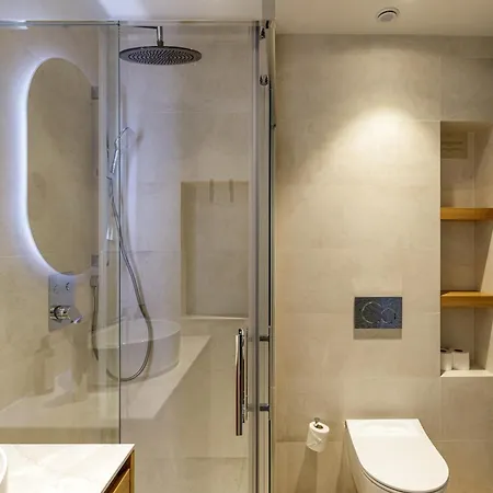 Marques De Velazquez II By Caleta Homes Malaga Zewnętrze zdjęcie