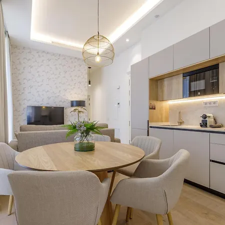 Marques De Velazquez II By Caleta Homes Malaga Zewnętrze zdjęcie