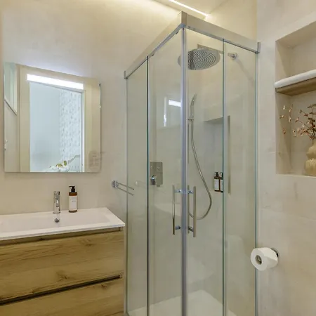 Marques De Velazquez II By Caleta Homes Malaga Zewnętrze zdjęcie