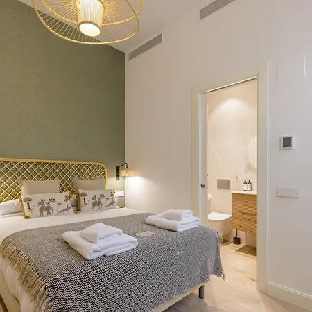 Marques De Velazquez II By Caleta Homes Malaga Zewnętrze zdjęcie