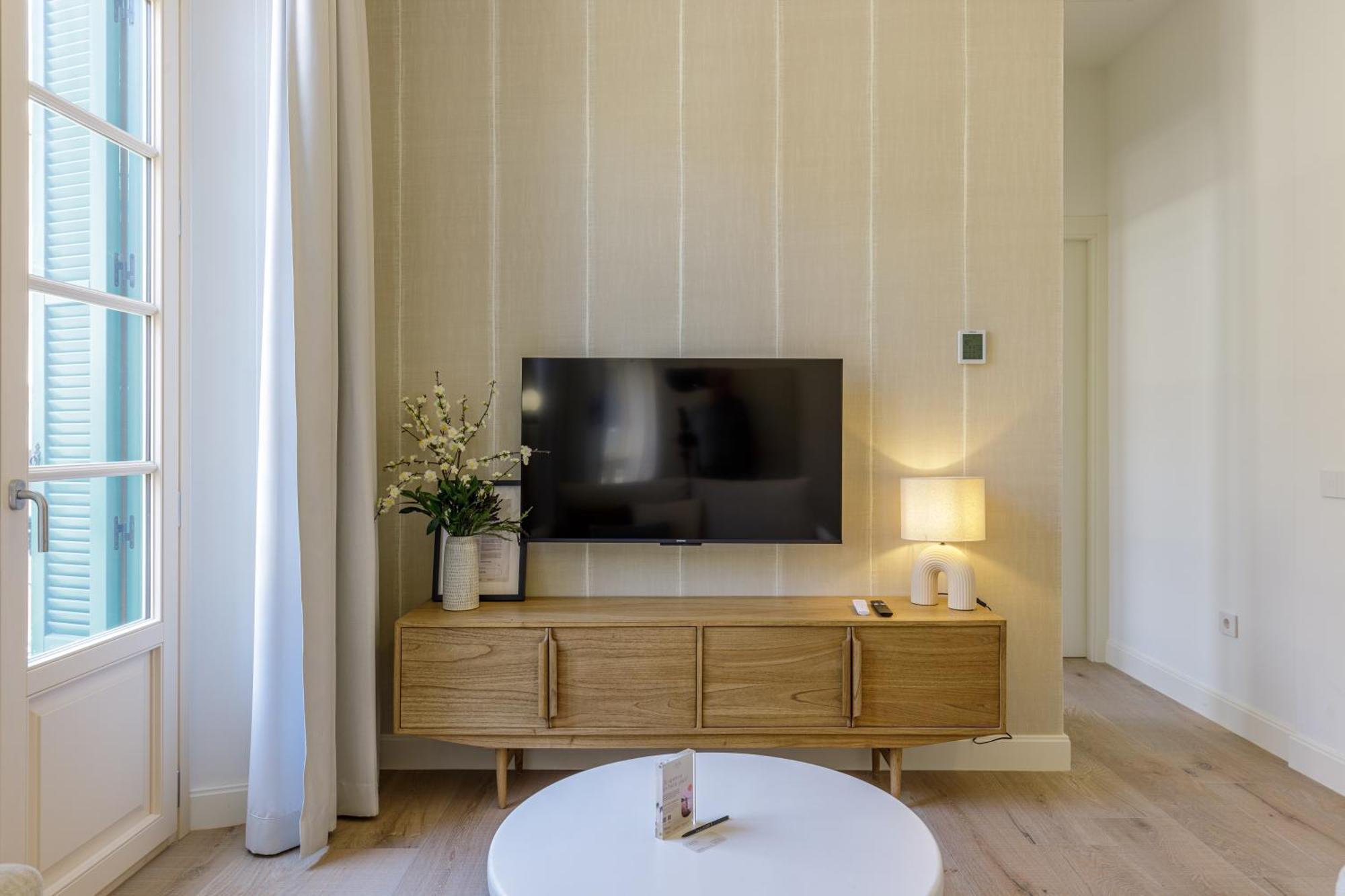 Marques De Velazquez Ii By Caleta Homes Apartament *